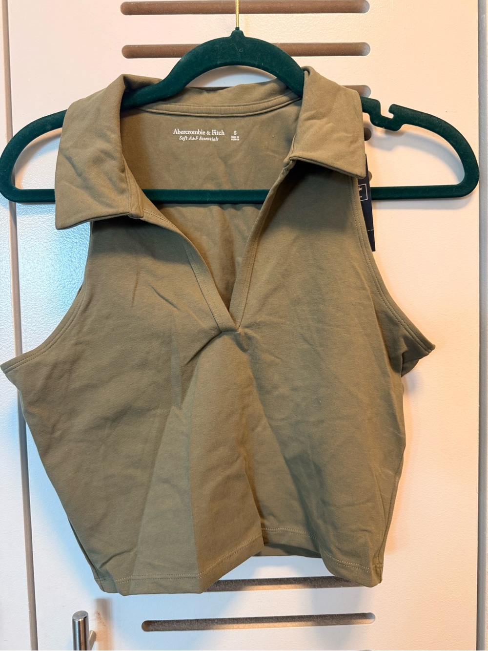 NWT Abercrombie & Fitch Collared Tank Top, Size Small in Olive Green